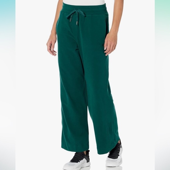 Sweaty Betty Women's Serene Luxe Casual 30 Fleece Straight Leg Sweatpant - Picture 2 of 5